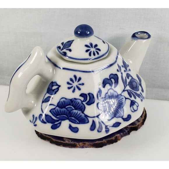 1950's Nantucket Chinese Porcelain Blue White Floral Teapot Octagon Shape w/Lid - Picture 7 of 16